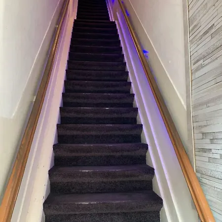 La Belle Vue Hotel 2*