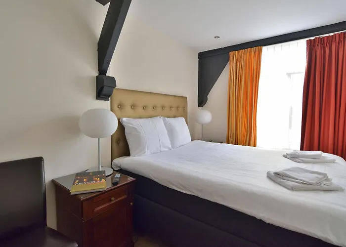 호텔 La Belle Vue 2*